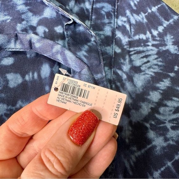 Victoria’s Secret Blue Tie Dye Weekender Tote Bag Large Nwt - Picture 7 of 7